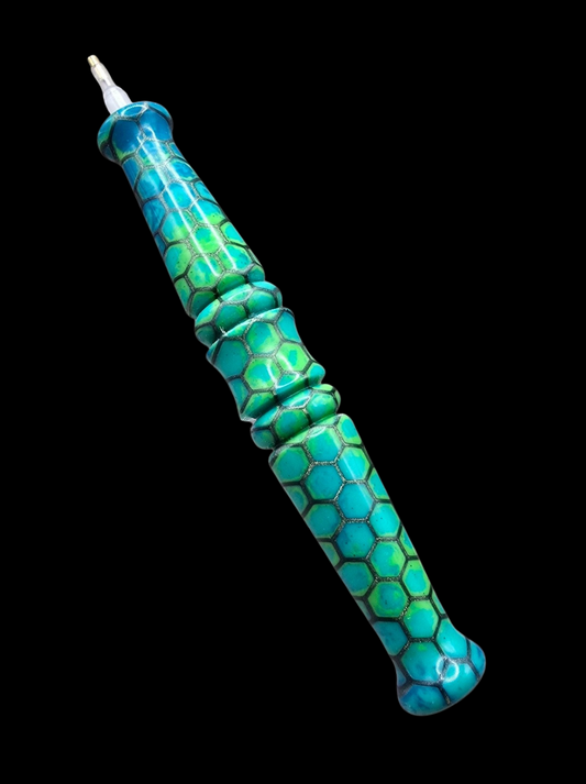 Dragon Scale Resin Pen